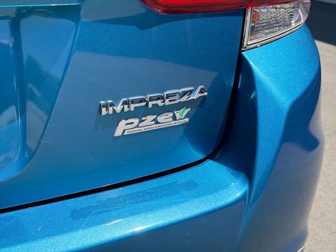 Used 2017 Subaru Impreza 2.0i AWD/4WD image 18