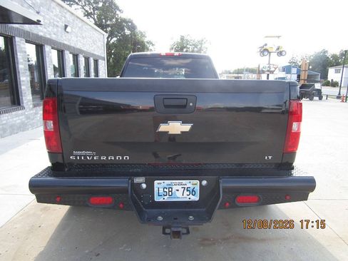 Used 2008 Chevrolet Silverado 3500 LT AWD/4WD image 6