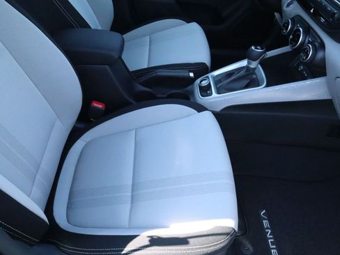 New 2026 Hyundai Venue SEL FWD image 19