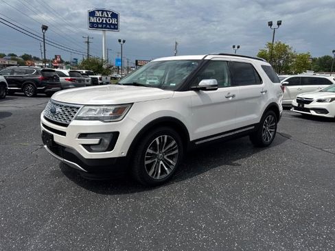 Used 2017 Ford Explorer Platinum AWD/4WD image 1