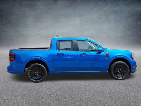 New 2025 Ford Maverick Lobo image 8