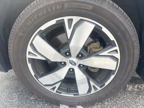 Used 2021 Subaru Forester Touring AWD/4WD image 3