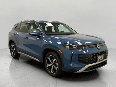 New 2025 Volkswagen Tiguan SE