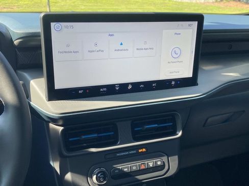 Certified 2025 Ford Maverick Lobo AWD/4WD image 23