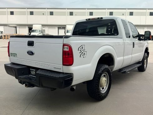 Used 2016 Ford F250 XL w/ Power Equipment Group AWD/4WD image 8