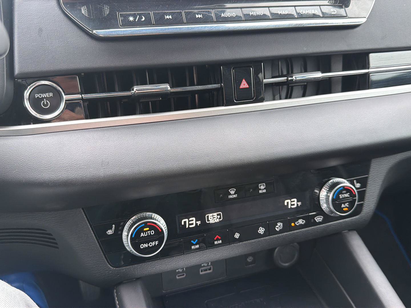 Used 2024 Mitsubishi Outlander 4WD Plug-In Hybrid image 24