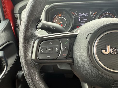 Used 2024 Jeep Wrangler Sport AWD/4WD image 17
