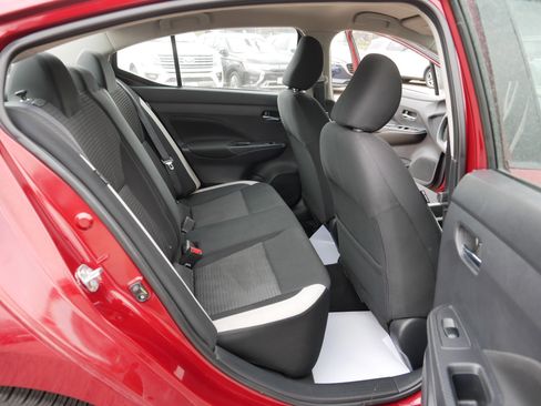 Used 2021 Nissan Versa SV image 18