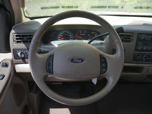 Used 2004 Ford F250 4x4 SuperCab Super Duty image 7