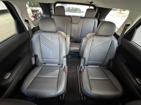 Used 2026 Hyundai Palisade SEL FWD image 37