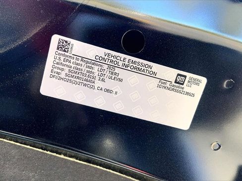 Used 2025 Cadillac XT5 Sportv image 30