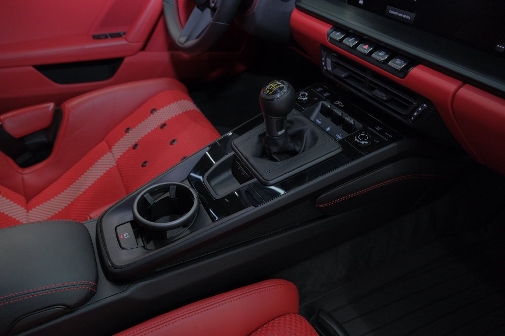 Used 2022 Porsche 911 GT3 RWD image 34
