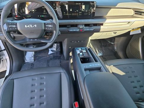 New 2026 Kia EV9 Wind AWD/4WD image 25
