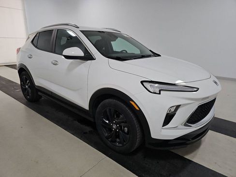 Used 2024 Buick Encore GX Sport Touring w/ Comfort Package image 2