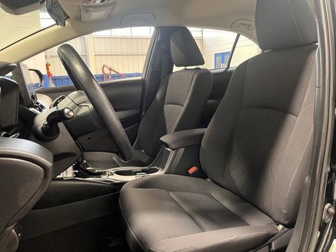 Used 2023 Toyota Corolla LE image 22