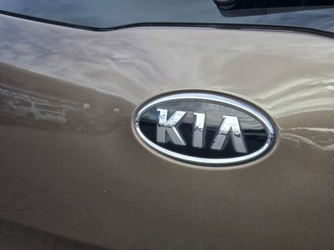 Used 2012 Kia Sportage LX w/ Navigation Pkg image 9