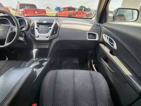 Used 2015 Chevrolet Equinox LS FWD image 14