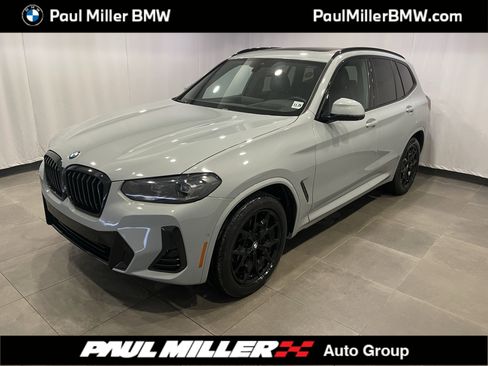 Used 2024 BMW X3 xDrive30i w/ Premium Package image 1