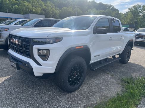 New 2026 GMC Canyon Elevation w/ Convenience Package AWD/4WD image 6