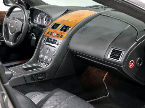 Used 2008 Aston Martin DB9 Volante RWD image 65