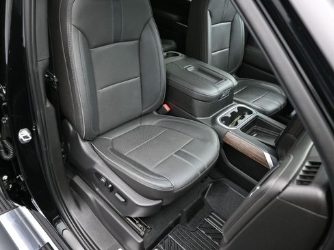 Used 2020 Chevrolet Silverado 2500 High Country w/ Z71 Off-Road Package image 39