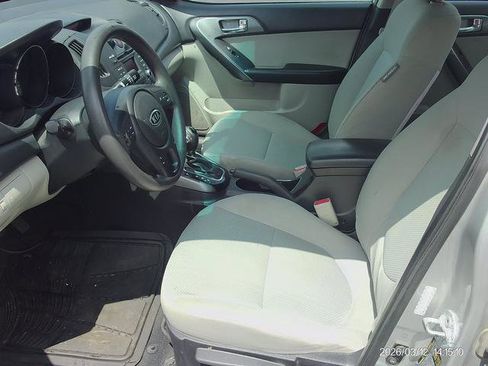 Used 2013 Kia Forte EX FWD image 7