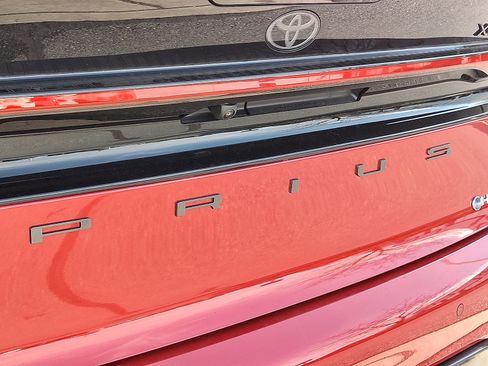 New 2026 Toyota Prius XLE image 5