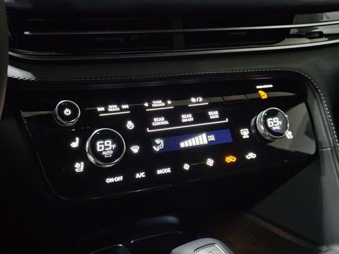 New 2026 INFINITI QX60 Sport image 14