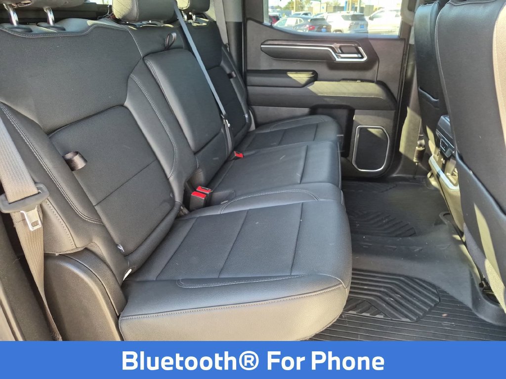 Used 2025 Chevrolet Silverado 1500 LTZ AWD/4WD image 31