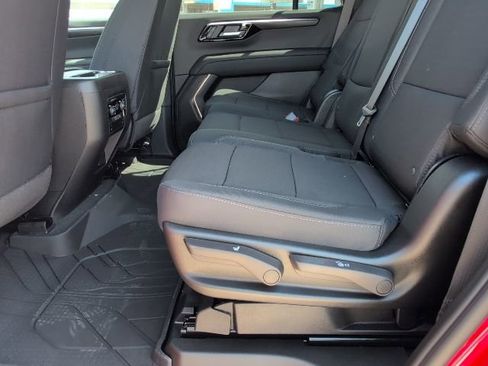 New 2026 Chevrolet Tahoe LS image 7