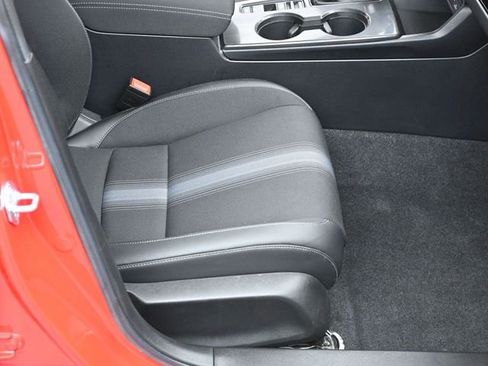 Used 2025 Honda Civic Sport image 13