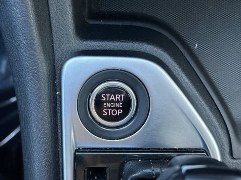 Used 2021 Nissan Sentra SV FWD image 21