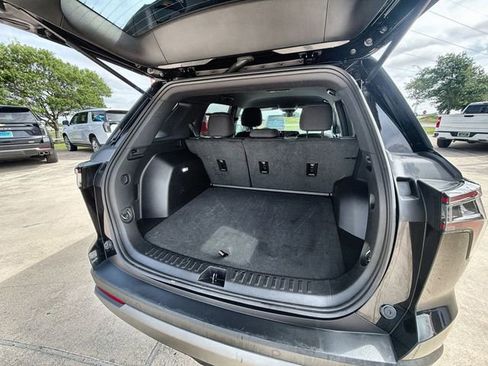 Certified 2026 Chevrolet Equinox LT FWD image 25