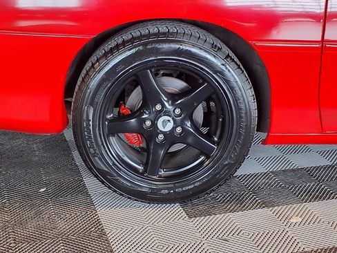 Used 1997 Chevrolet Camaro Z28 w/ Preferred Equipment Group 2 RWD image 8