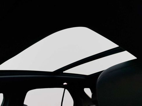 Certified 2024 Chevrolet Equinox RS w/ RS Leather Package image 18