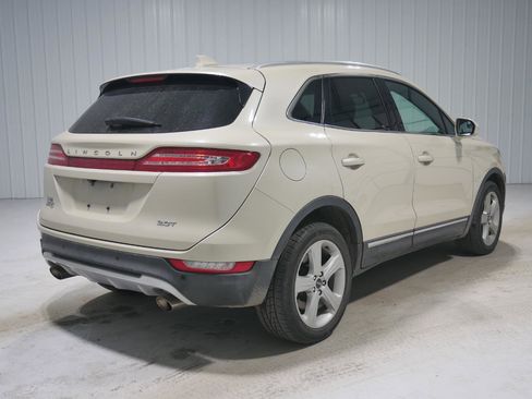 Used 2018 Lincoln MKC Premiere image 5