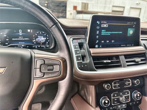 Certified 2022 Chevrolet Tahoe High Country w/ Premium Package image 11