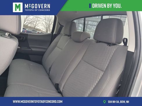 Used 2023 Toyota Tacoma SR5 AWD/4WD image 15