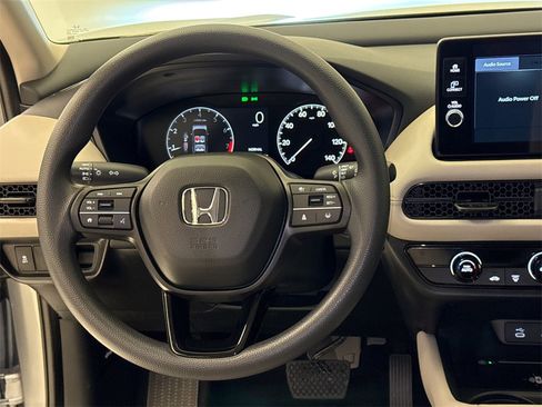 New 2026 Honda HR-V LX image 15