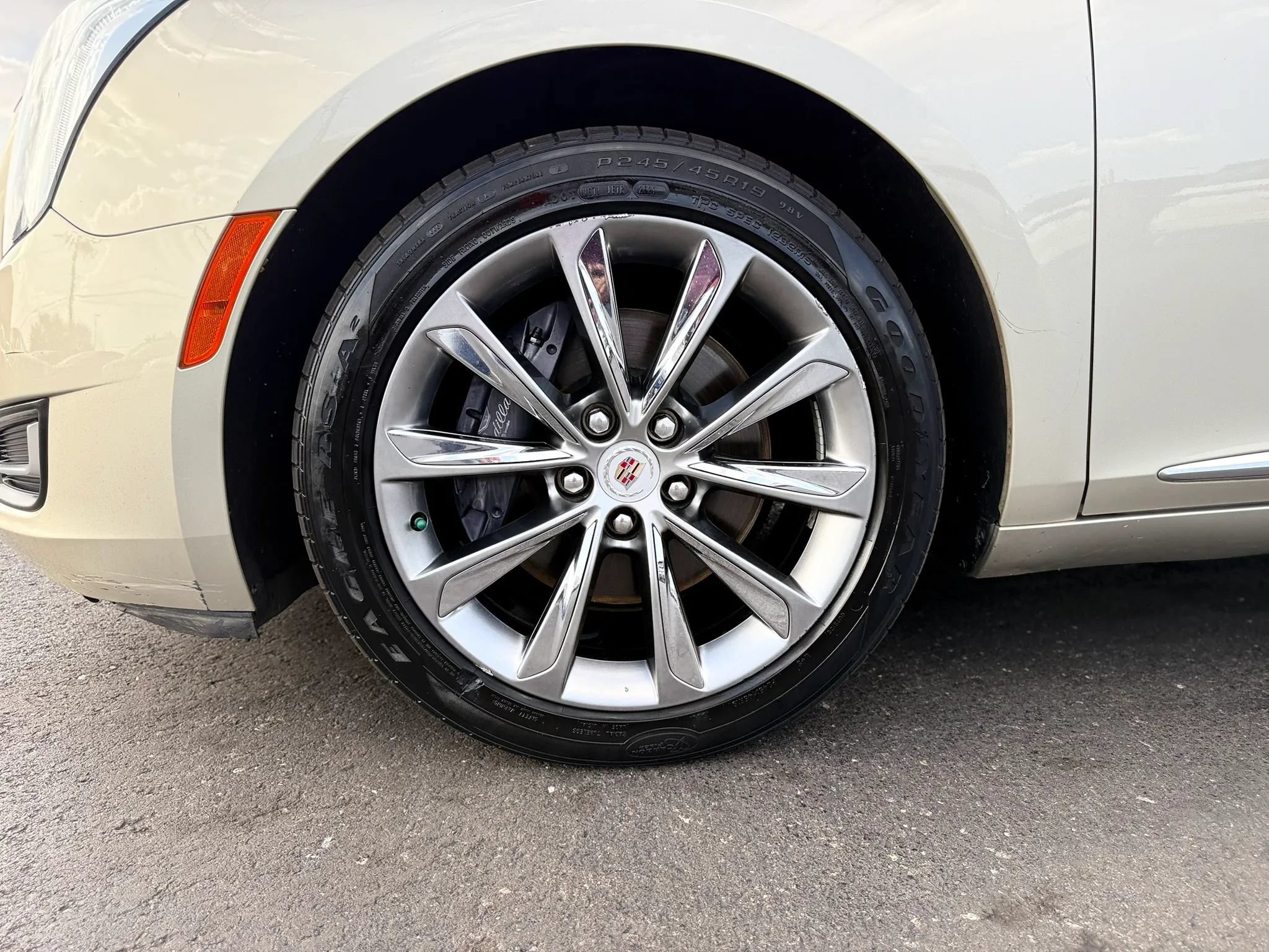 Used 2014 Cadillac XTS FWD image 40