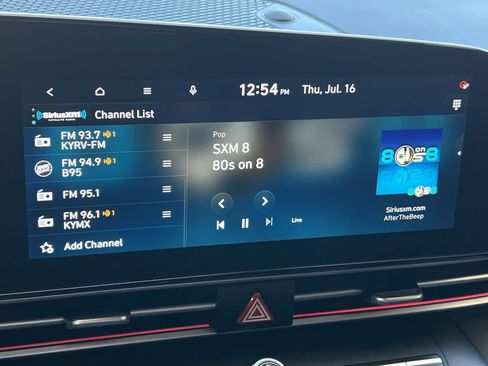 Used 2024 Hyundai Elantra SEL FWD image 18