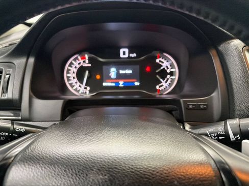 Used 2016 Honda Pilot Touring image 30