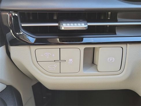 New 2026 Kia Sportage EX image 25