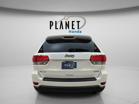 Used 2016 Jeep Grand Cherokee Laredo AWD/4WD image 4
