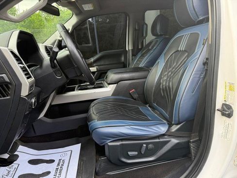 Used 2020 Ford F250 Lariat w/ Lariat Ultimate Package AWD/4WD image 9