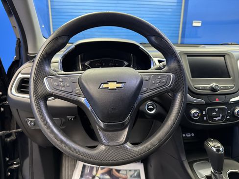 Used 2020 Chevrolet Equinox LT image 14