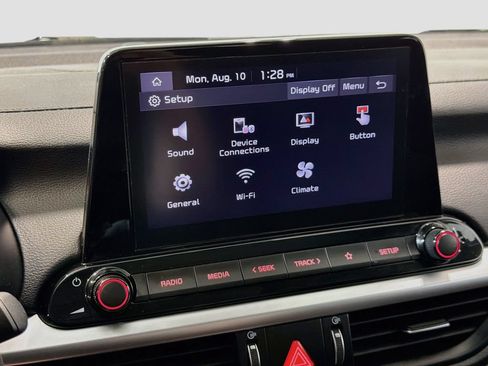Used 2024 Kia Forte LXS w/ LXS Technology Package FWD image 14