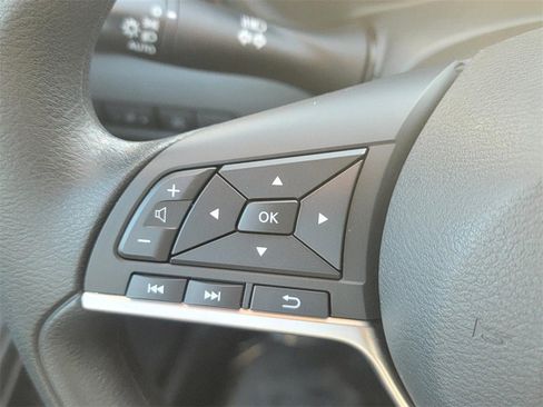 Certified 2023 Nissan Sentra SV image 18