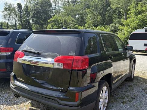 Used 2017 GMC Terrain SLE AWD/4WD image 3