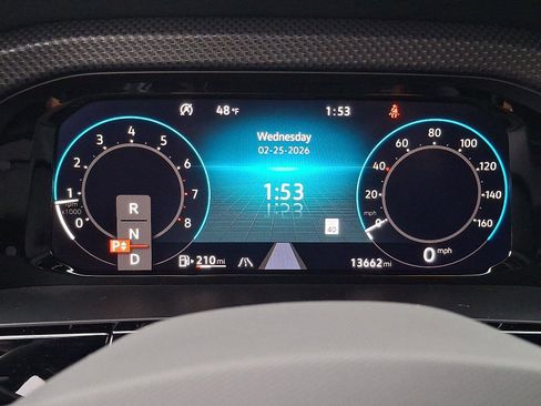 Used 2024 Volkswagen Atlas Cross Sport SEL R-Line image 18